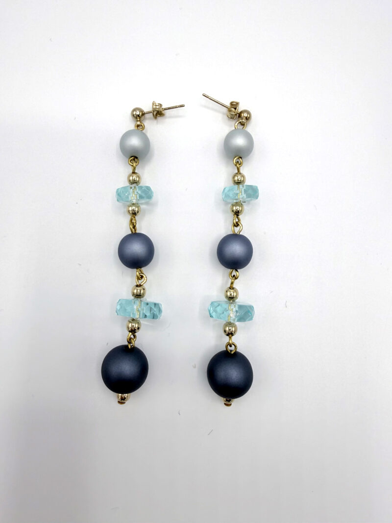 Orecchini con sfere effetto seta color blu